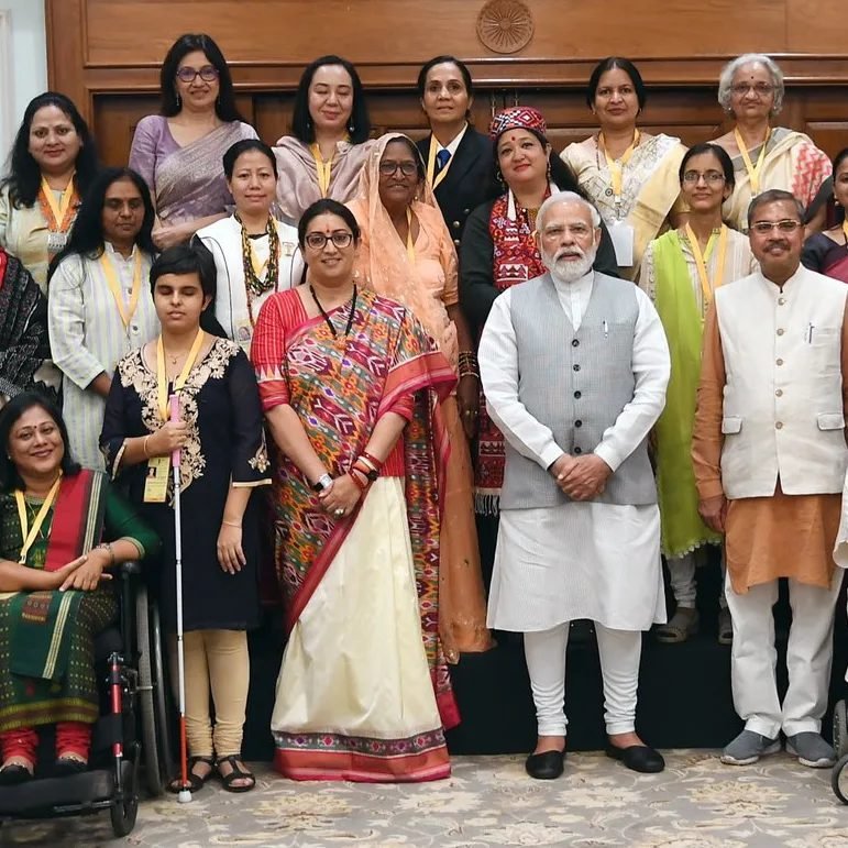 BMKK Secretary Anita Gupta at a national award ceremony